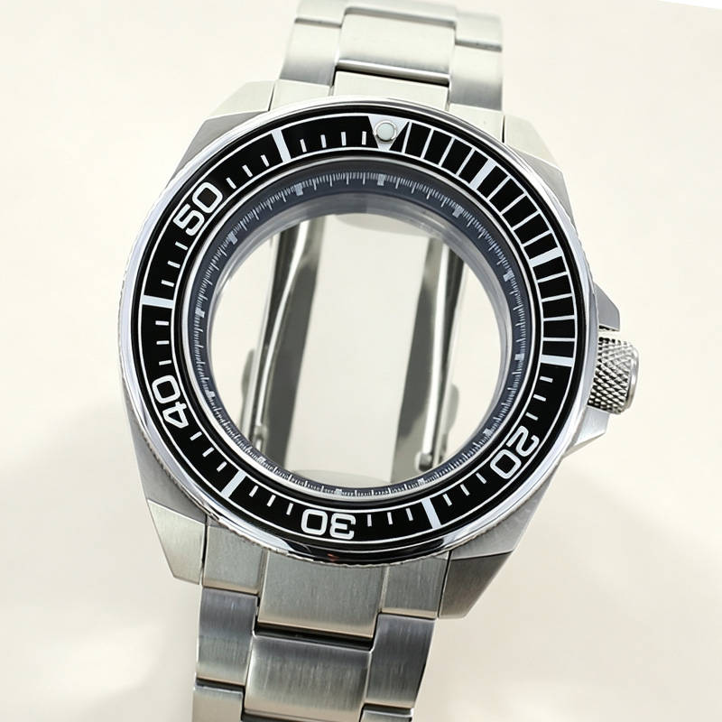 43 mm Spor Dalış Saati Kasa ve - Citizen Watch Tsuyosa incelemesi ve fiyatı