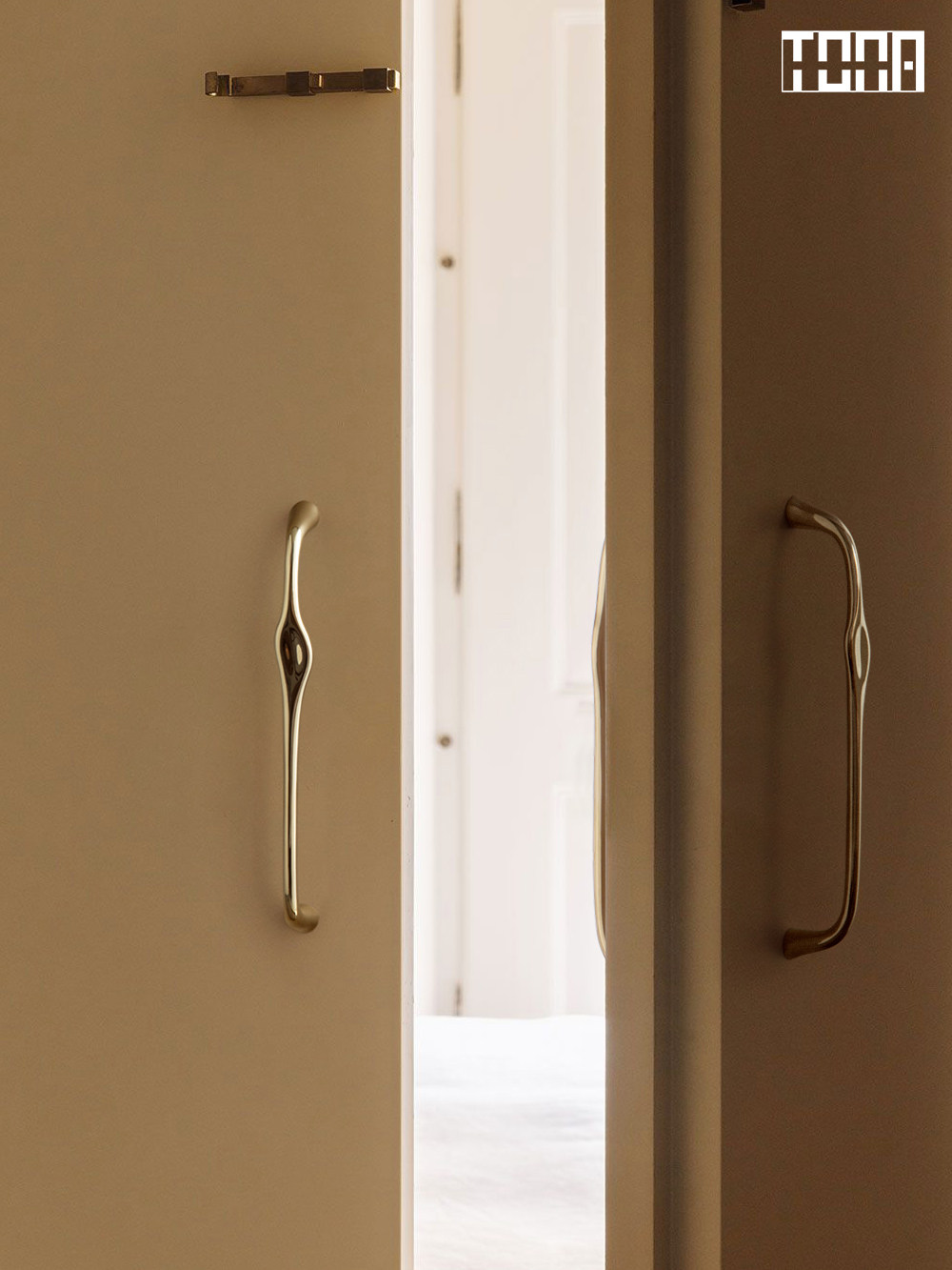 TONA Fransız Vintage Pirinç Çe - Curved Spring Bar incelemesi ve fiyatı